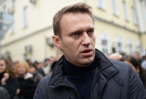 Зачем Меркель лечить Навального на налоги немцев в Германии?