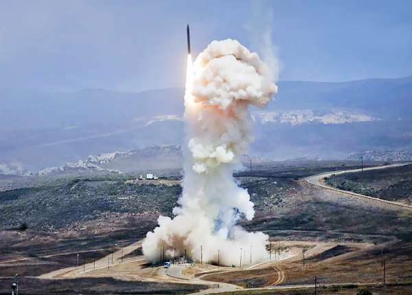 Штаты нарушали договор о ликвидации ракет средней и меньшей дальности еще до выхода из него