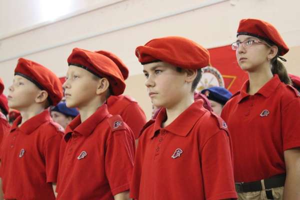 185 амурских школьников принесли клятву юнармейца