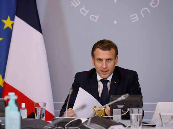 «Макрон не уступит»: как понимать ультиматум президента Франции мусульманским лидерам