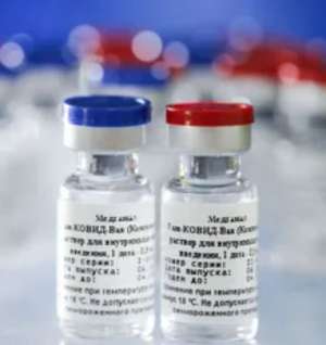 На следующей неделе в Петербург поставят первую тысячу доз вакцины «Эпиваккорона»