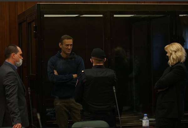 Закон пришел и по душу Навального – либеральная шайка, готовься