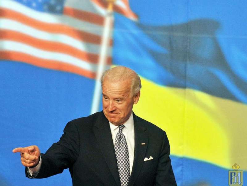 США показала Украине какой она «союзник»