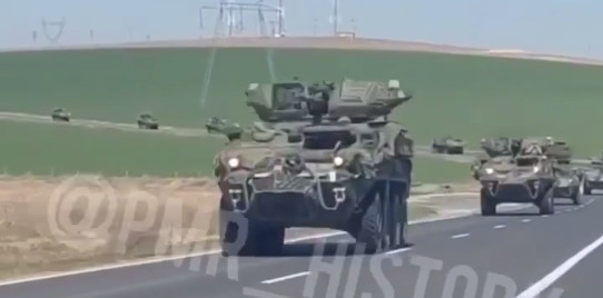 Румыния направила военную колонну к границам Молдавии и Украины