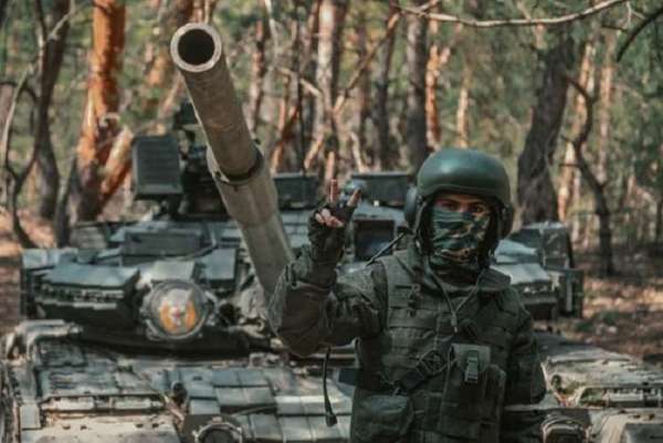 Прорыв близится: русский спецназ на броне продвигается вглубь Донбасса