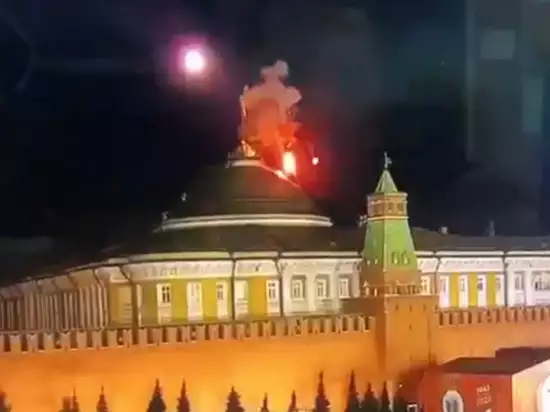 Россия не молчит - Россия сосредотачивается: Путь после атаки на Кремль только один