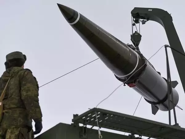 Россия послала сигнал "горячим головам". Проигнорировать его Запад не сможет. Что сделала Москва?