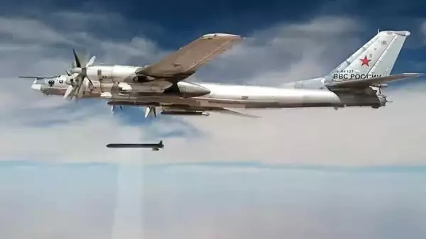 Британская разведка: ВКС России применяют крылатую ракету Х-101 c двойной боевой частью