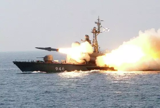 Каким странам Россия может поставить оружие? У США много врагов, а у нас много вариантов