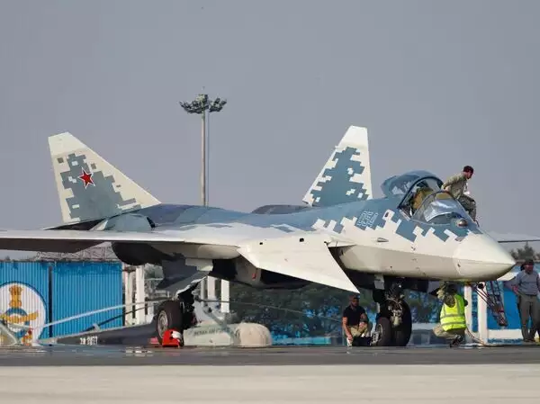 Россия или США: кто победит в «воздушном бою» над Индией? На кону — поставки истребителей