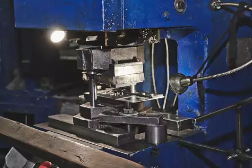 Как выбрать производителя изделий из листового металла