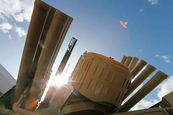 «Курили бамбук вместо боя»: как провалилась венесуэльская ПВО и что это значит для России