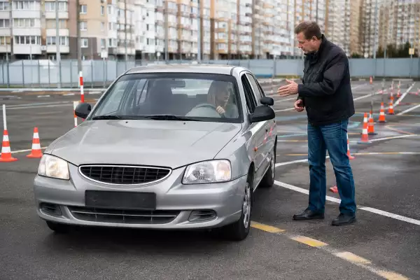 Практическое занятие на автодроме перед экзаменом в ГИБДД