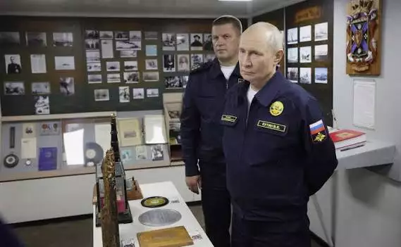 Путин с борта «Варяга» назвал Европу пиратами. В Киеве услышали сигнал к мировой морской войне
